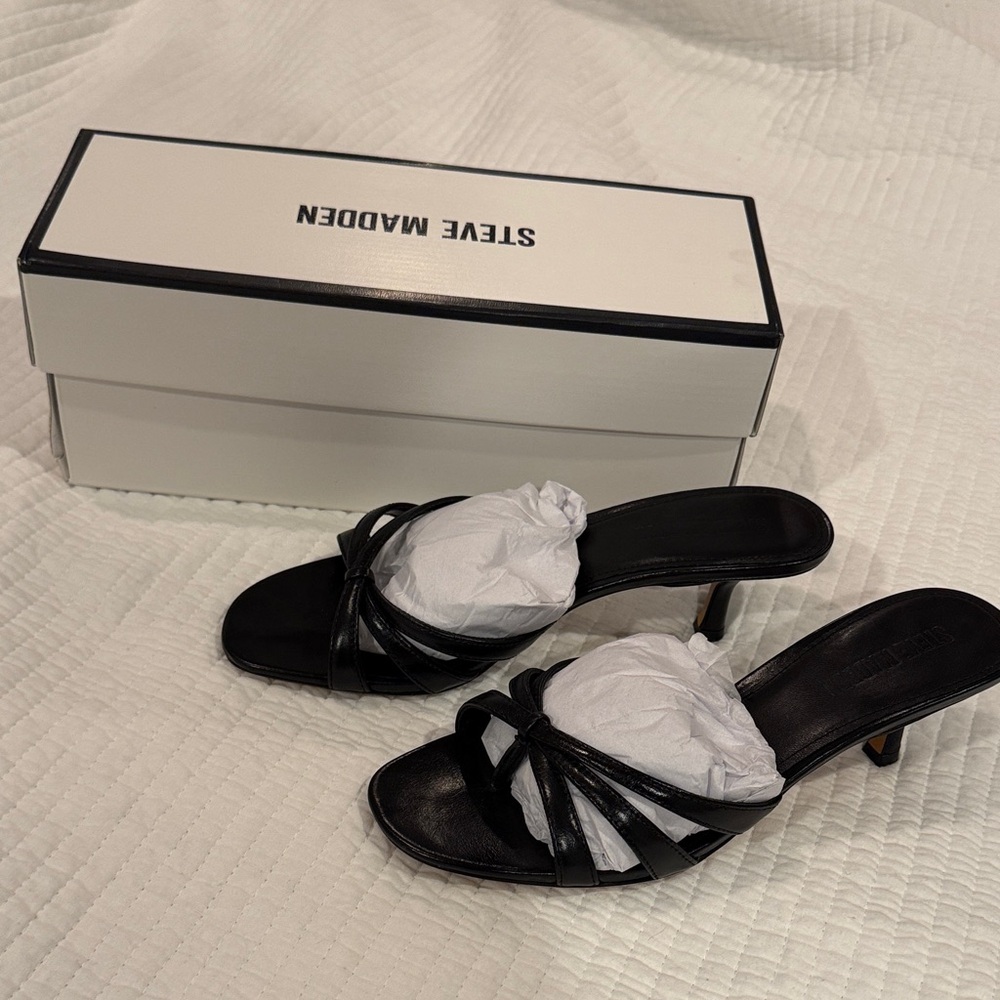 Steve Madden Elegant Black Heels (NWT)